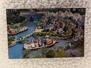 Vintage 1960s Disneyland The Magic Kingdom Storybook Land Canal Boats Postcard - Picture 1 of 4