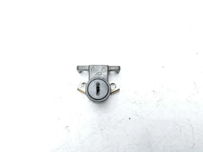 99 Suzuki TL1000 S bloqueo sin llave Foto 1 de 4