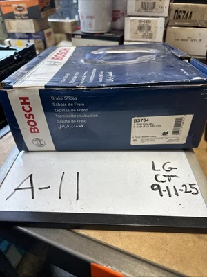 Bosch BS764 Bosch New Brake Shoe Set For 01-06 Toyota 4Runner Tacoma Tundra - Image 1 of 4