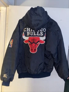 Chaqueta acolchada con capucha oficial de los Chicago Bulls de la NBA de colección cerraduras de encaje M años 90 - Imagen 1 de 11