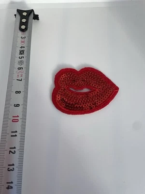 Aufnäher Lippen Rot Pailletten Patch Applikation Bügelbild Sticker DIY Kleidung - Bild 1 von 3