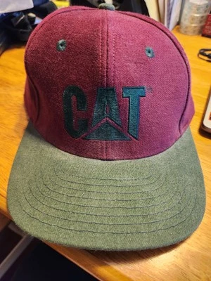 Gorra de béisbol CAT Caterpillar Tonkin Snapback verde granate se adapta a todas las tallas Foto 1 de 4