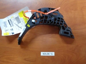 15822922 GM Right Rear Bumper Insert Sam 423 DS30 B1 - Picture 1 of 3