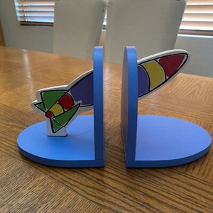 Buchstütze aus Holz für Kinder Raketendesign - Bild 1 von 2