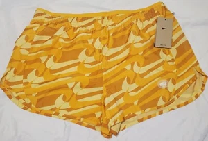 Nike Joggingshorts neu mit Etikett Damen XL Gelbgold Swoosh - Bild 1 von 3