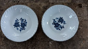 2 piccoli piattini laterali vintage Enoch Wedgewood Royal Blue Ironstone 5 1/4" - Foto 1 di 6