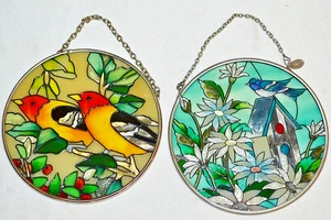 2 VINTAGE AMIA `Glasmalerei BLAUER VOGEL ORIOLE Sonnenfänger gerahmte Tafel, USA - Bild 1 von 7