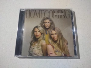 THE CASTELLOWS HOMECOMING CD W/ SIGNED ART CARD SISTER TRIO COUNTRY SHELTERED - Picture 1 of 4