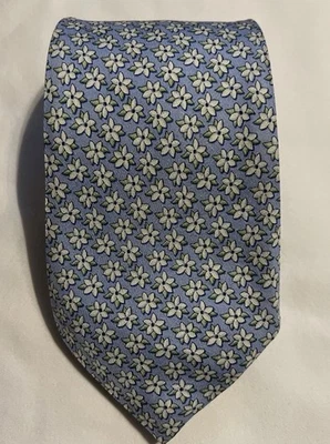 Gravata de seda azul Vineyard Vines Martha’s Vineyard Flower - Imagem 1 de 4