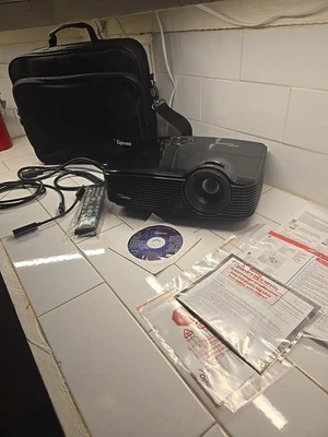 Optoma Projector Full 3D WXGA DLP Widescreen  Office Projector - Image 1 of 4