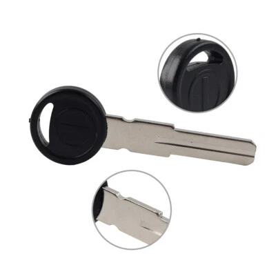 Llave en blanco hoja sin cortar para Ducati Monster 1100 Scrambler 1100 Multistrada 950 Foto 1 de 4