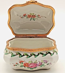 HERMOSO JOYERO VINTAGE FRANCÉS LIMOGES J DUMONT PINTADO A MANO MARCO DORADO - Imagen 1 de 8