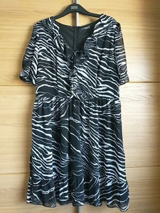 Quiz dress size UK 20 Evening let's Party Dress - Picture 1 of 7