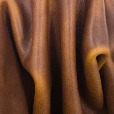 Hojas de cuero de vaca genuino chap semi suave piezas precortadas acabado rústico Foto 1 de 2