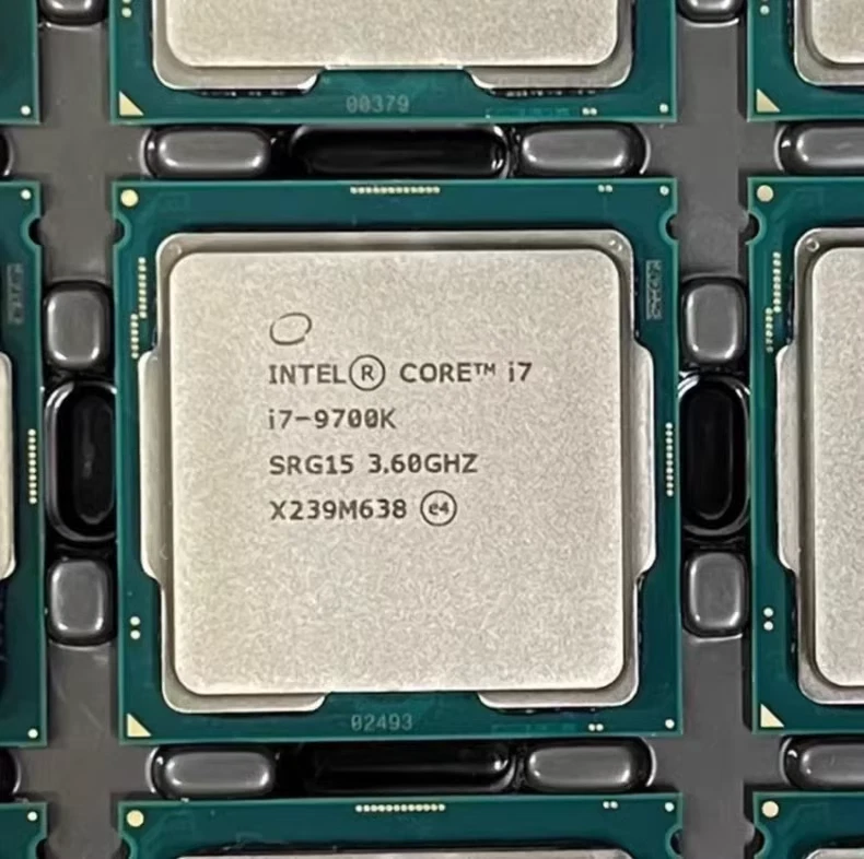 Procesador CPU Intel Core i7-9700K SRG15 3,60 GHz 12 MB 8 núcleos LGA1151 Foto 1 de 2