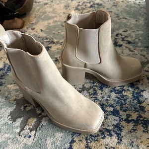 Mia Bootie Women’s Size 6.5 - Picture 1 of 9