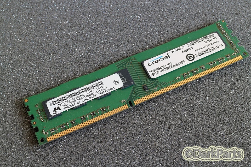 Micron MT16JTF25664AZ-1G4F1 PC3-10600U-9-10-B0 2GB Memory RAM DDR3-1333Mhz - Immagine 1 di 1