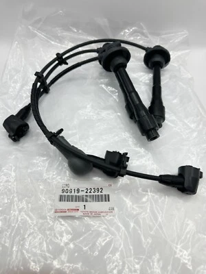 90919-22392 Toyota Cord set, spark plug resistive, no.2 9091922392, New Genuine - Image 1 of 4