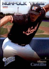 2011 Norfolk Tides Choice #11 Alberto Castillo Bakersfield California CA Card