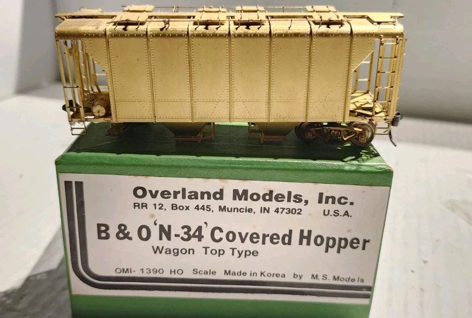 Overland Models HO Scale B&O N-34 Covered Hopper Wagon Top Type Brass - Image 1 of 4