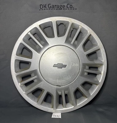 Chevrolet Malibu 2000-2005 15 pulgadas tapacubos OEM cubierta de rueda #3233, 9593496 Foto 1 de 4