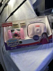 Fisher Price Kid Tough Digital 2007 Juguete del Año Cámara Rosa Nuevo Blister Pack - Imagen 1 de 5