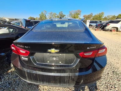 Used Deck Lid fits: 2017 Chevrolet Malibu VIN Z 4th digit new style LED lamps Gr Foto 1 de 4