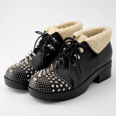 size 40G Gucci Studded Ankle Boots Black Leather Faux Fur Lined Shearling Spike - Image 1 of 4