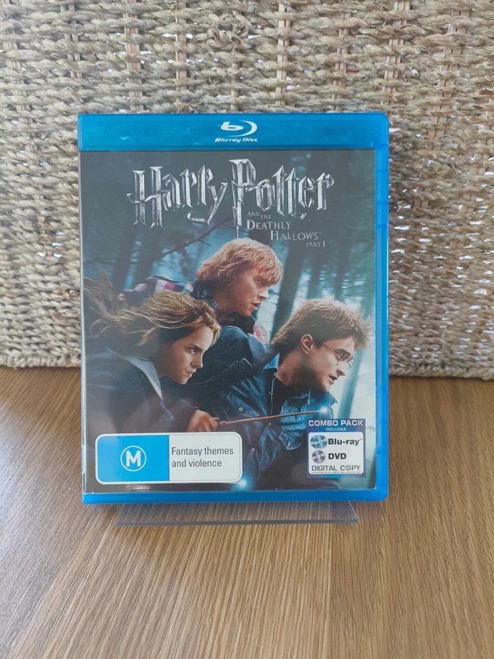 Harry Potter and the Deathly Hallows : Part 1 (Blu-ray, 2010) - Image 1 of 1