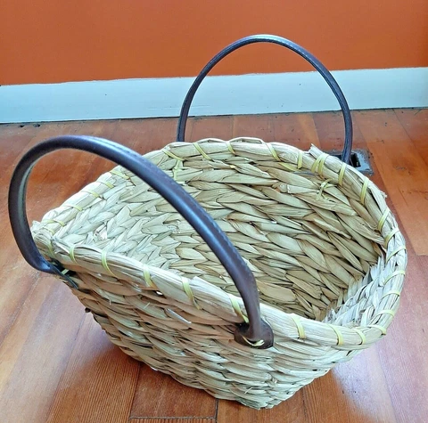 Woven Basket with Handles Picnic Storage Garden Vegetable Berry Picking Cover