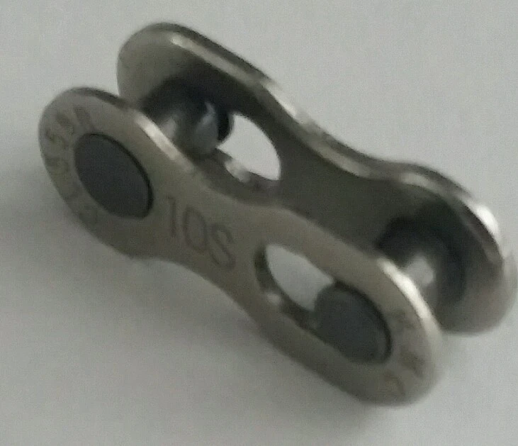 KMC 10S Speed Missing Link for Bicycle Chain - 2 Pack (4 pieces) fits Shimano - Image 1 of 1