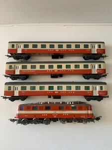 SSB CFF FFS Electric Locomotive and 3 Passenger Cars - Picture 1 of 10