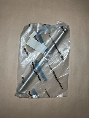 EJE BASCULANTE TRASERO DUCATI Genuino OEM ST2 MONSTER 750 20 mm Diámetro Foto 1 de 4