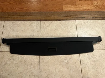 Cubierta de equipaje OEM 2016-2026 Volvo XC90 (carbón) - 39825218/32239156 Foto 1 de 4