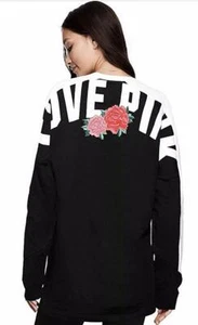 Sudadera Victoria's Secret Rosa con Cordones Universitarios Crew Negra Bordadas Rosas - Imagen 1 de 5