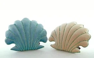Katherine's Collection Treasures Of The Sea Shell Pillows-Lg Set 2 NEW 28-928621 - Picture 1 of 1