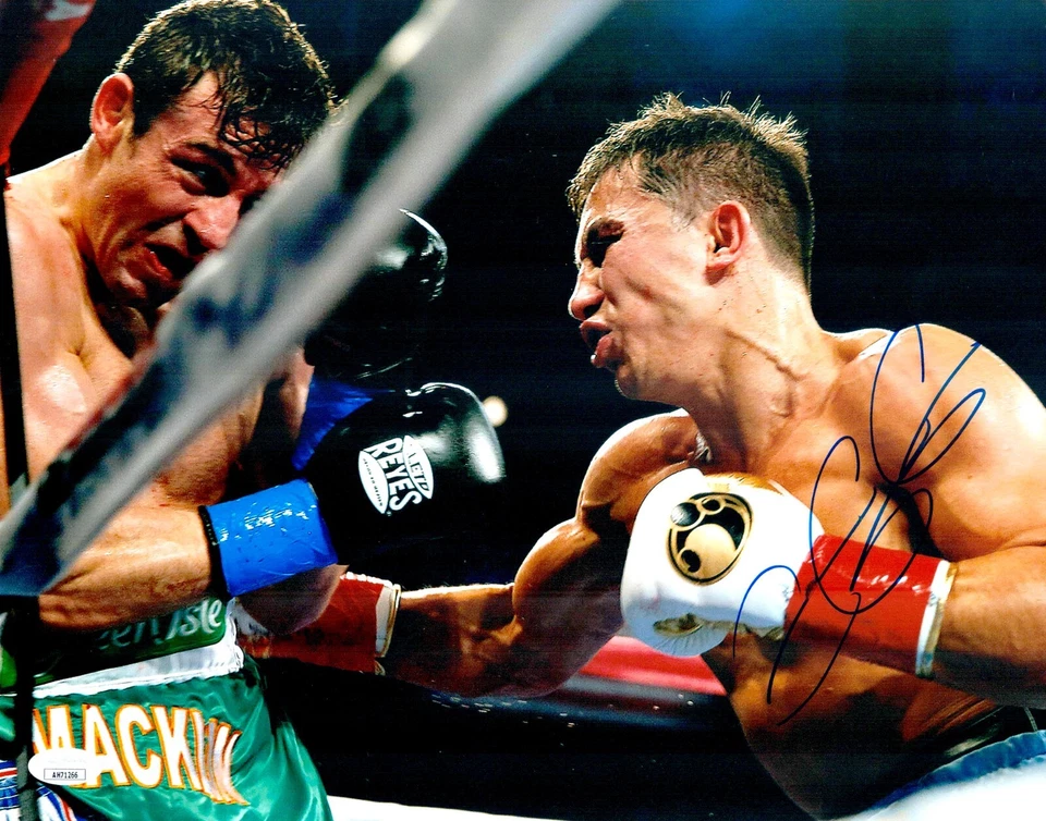 GENNADY GOLOVKIN Firmado BOXER 11x14 Foto CAMPEÓN Auténtico Autógrafo Certificado de Autenticidad JSA Foto 1 de 2