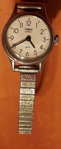 Vintage Timex Ladies Stretch Watch Untested Quartz - Picture 1 of 4