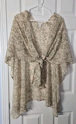 Chico's Mujer Bufanda Mantón Estampado Leopardo Beige. Tostado, rosa claro talla única Foto 1 de 4