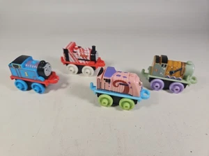 Thomas & seine Freunde Miniatur Zug Motoren mit Skarloey, Gordon, Spencer - Bild 1 von 11