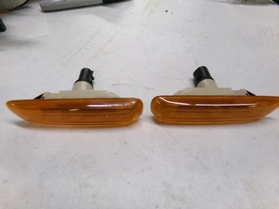 Conjunto de señal de giro izquierda y derecha BMW - BMW 63138370719 y 720 originales Foto 1 de 2