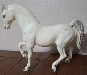 VINTAGE BREYER TRADITIONAL HORSE #7 PRINCE ALABASTER ARABIAN STALLION - Picture 1 of 7