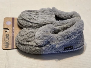 Muk Luks Damen L 9/10 Mokassin Memory Foam Hausschuhe grau Sherpa neu - Bild 1 von 10