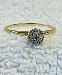 10K Yellow & White Gold Cluster Diamond Accents Ring Size 6 Ring 0.9 Grams - Picture 1 of 8