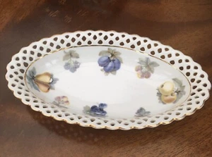 Vintage Pierced Ware Oval Dish With Fruit Decoration. 7x4 Inch - Picture 1 of 6