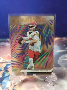 2024 Panini Illusions Patrick Mahomes II Juego Magos #1 Chiefs - Imagen 1 de 2