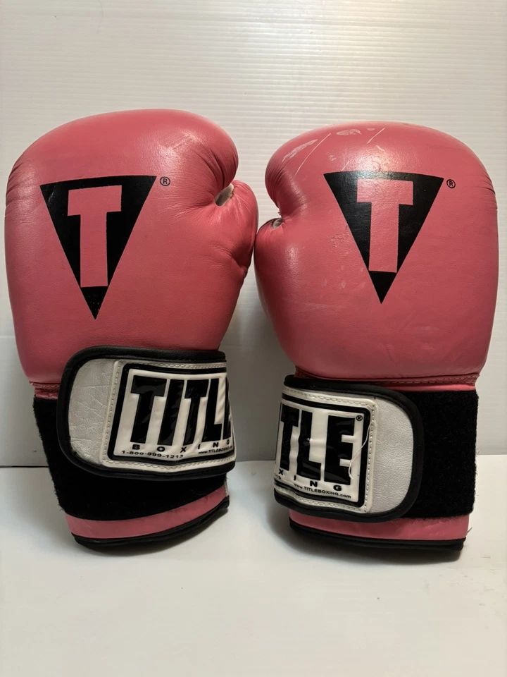 Guantes de boxeo vintage Title para mujer rosa y negro talla regular en muy buena condición difícil de encontrar Foto 1 de 4