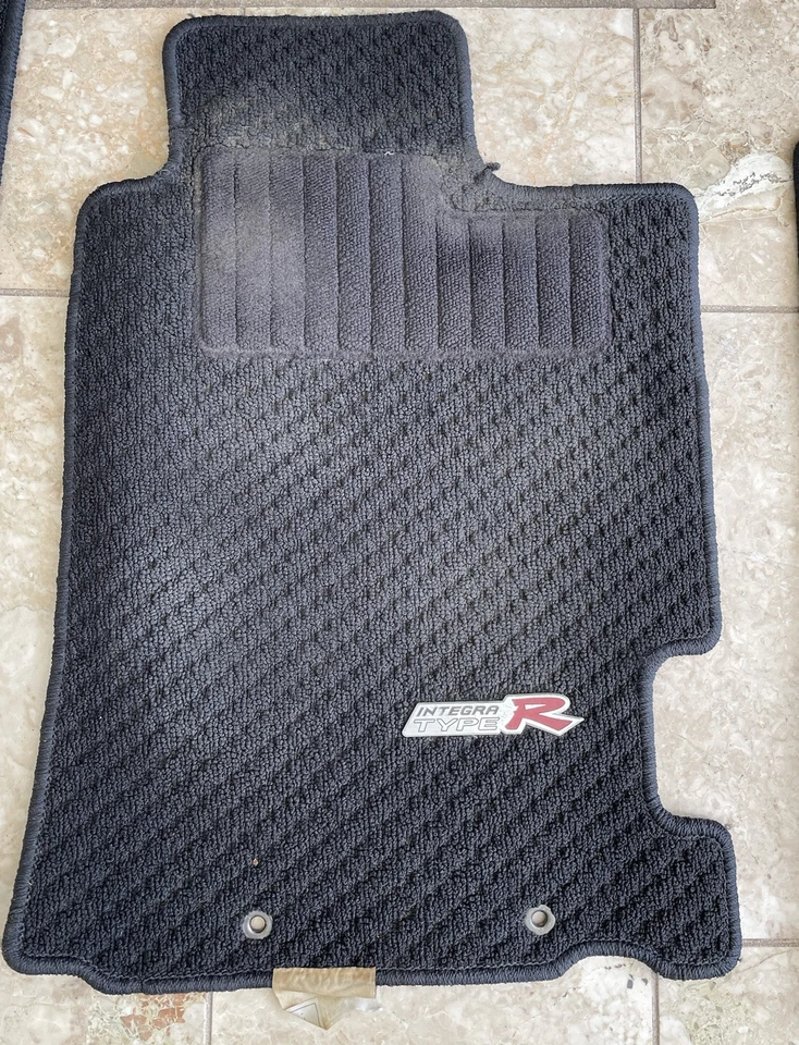 HONDA INTEGRA DC5 FLOOR MATS BLACK JDM K20 HONDA ACCESS - Image 1 of 4