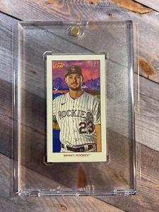 2023 Topps 206 Low Kris Bryant 1/1 variación de fondo Colorado Rockies - Imagen 1 de 2