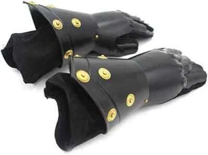Black Metal Gothic Knight Style Gauntlets Wearable Medieval Armor Gloves-mfc0764 - Picture 1 of 3